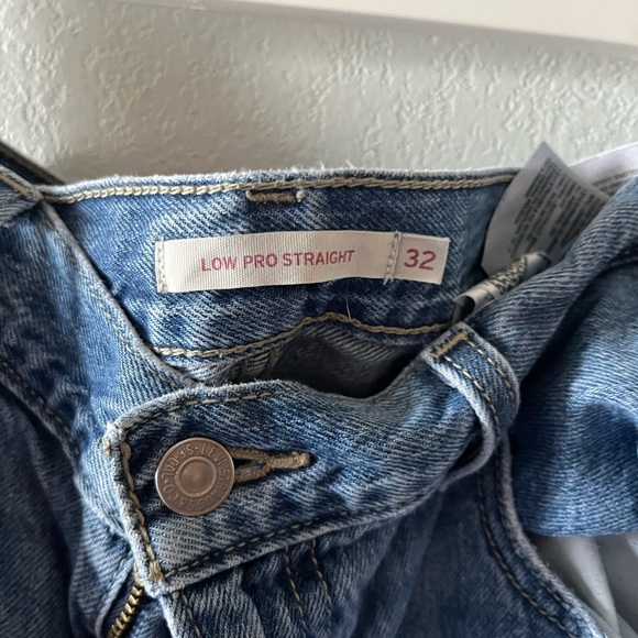 Levi's Blue Ripped Jeans - Picture 3 of 3